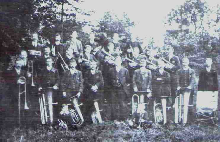 Langholm Town Band in 1908