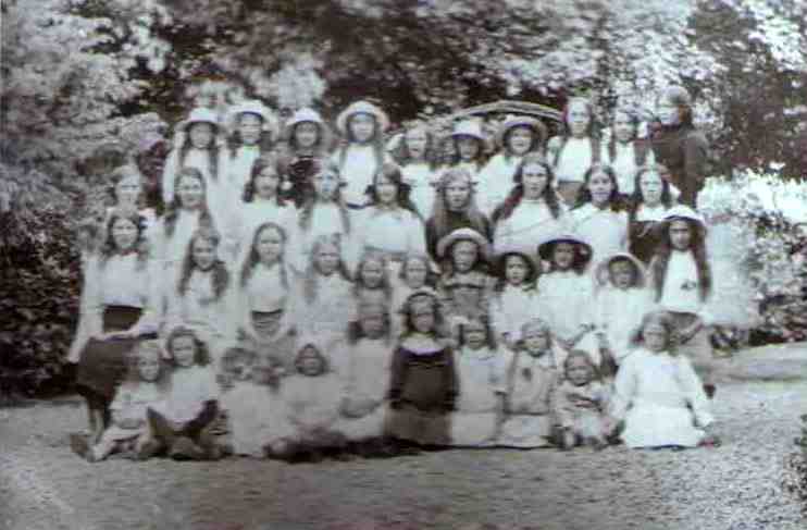 A Sunday School Picnic circa 1914