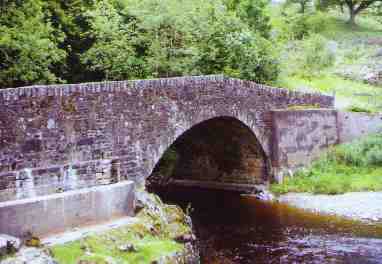 The Wauchope burn flows under the Auld Stane Bridge